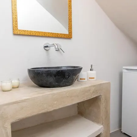 Pleiades Naxos Agkidia