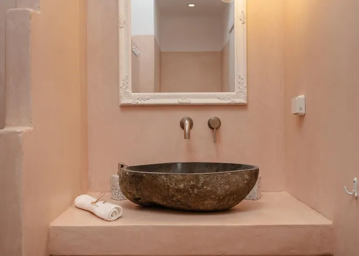 Pleiades Naxos * Agkidia