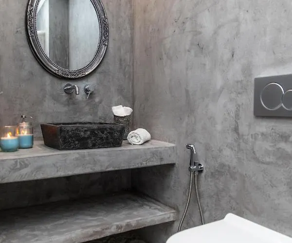 Pleiades Naxos * Agkidia