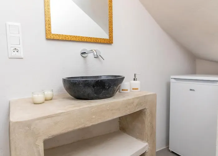 Pleiades Naxos Agkidia