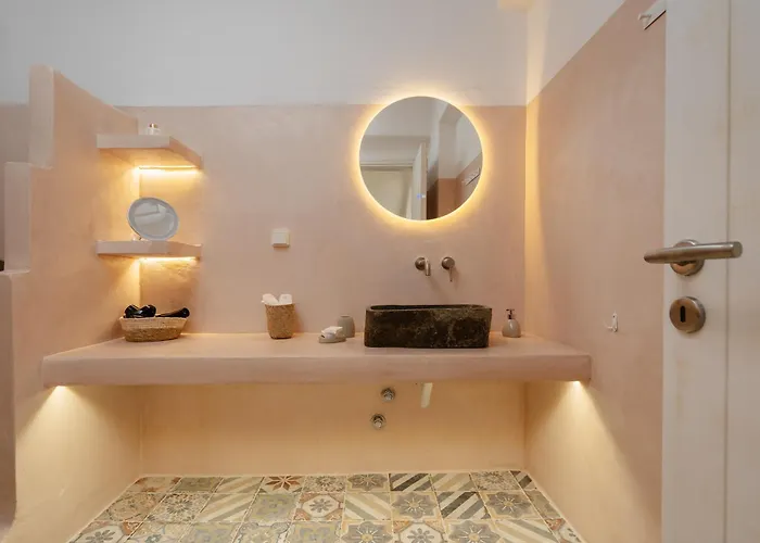 Pleiades Naxos * Agkidia